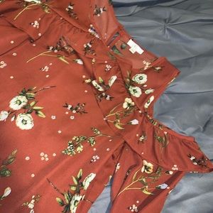 Long sleeve peekaboo shoulder top